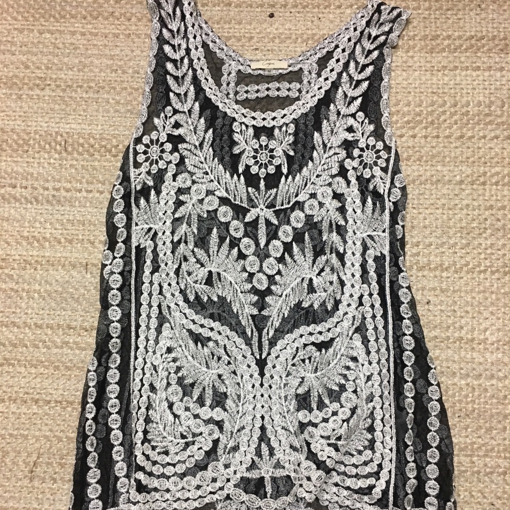 Embroidered shirt